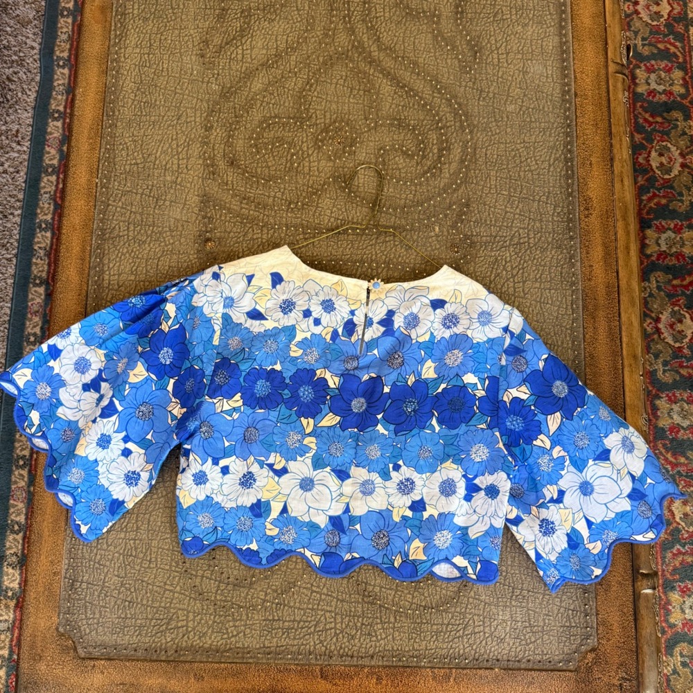 Farm Rio Blue Floral Scalloped Crop Top XS Flared Sleeve Daisy Button SN 306302 - Picture 2 of 9